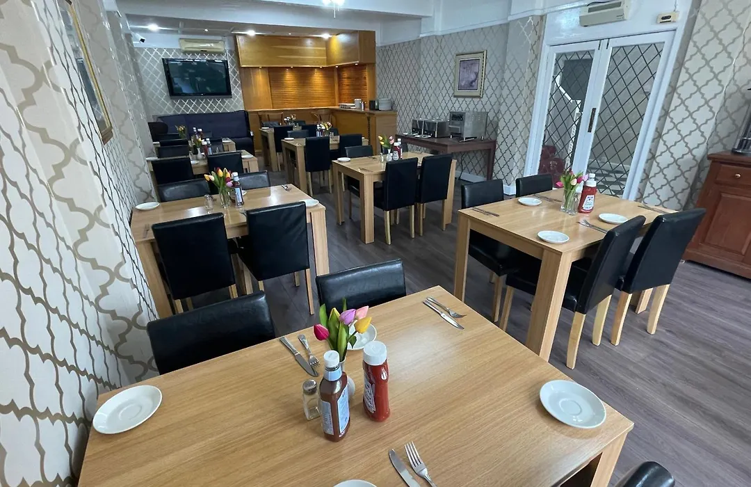 Oyo Queens Hotel, Skegness-1