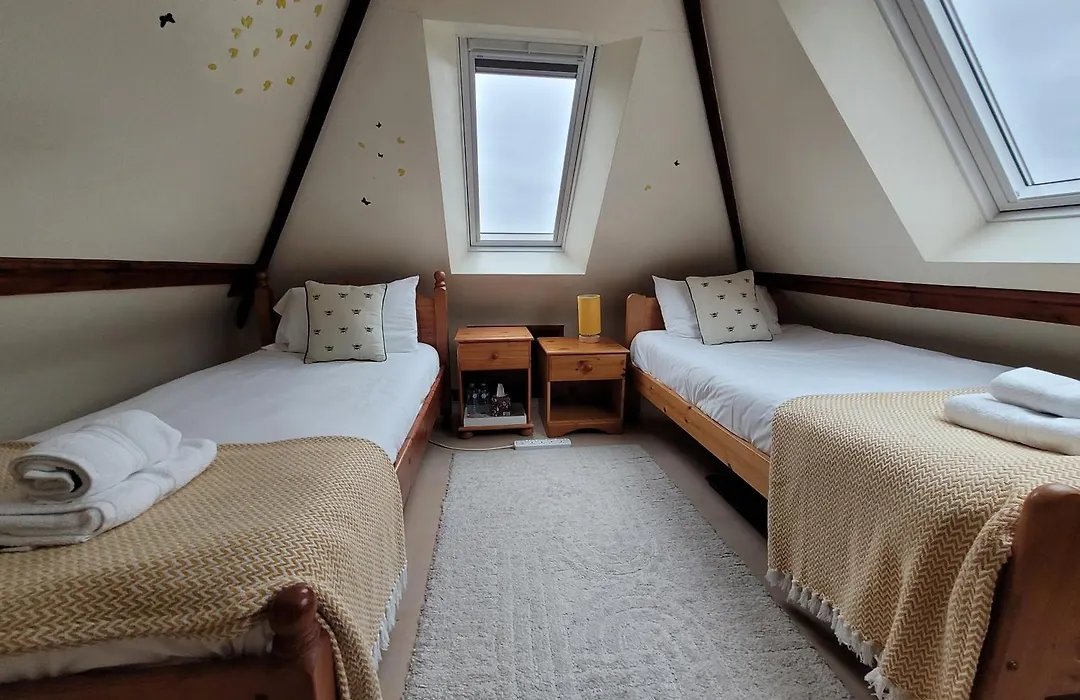 Cornerways Guest House-1
