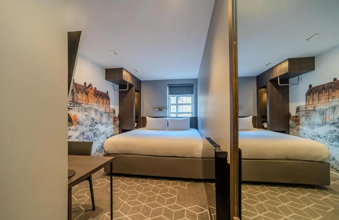 Km Hotel-1