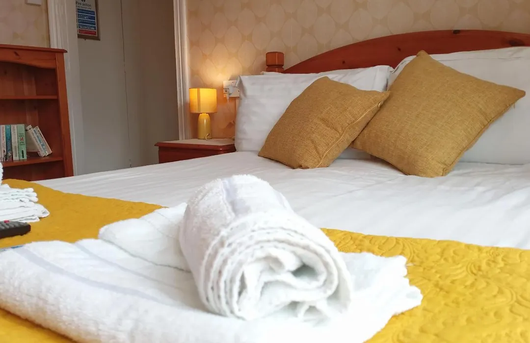 Brackenhurst Guest House-1