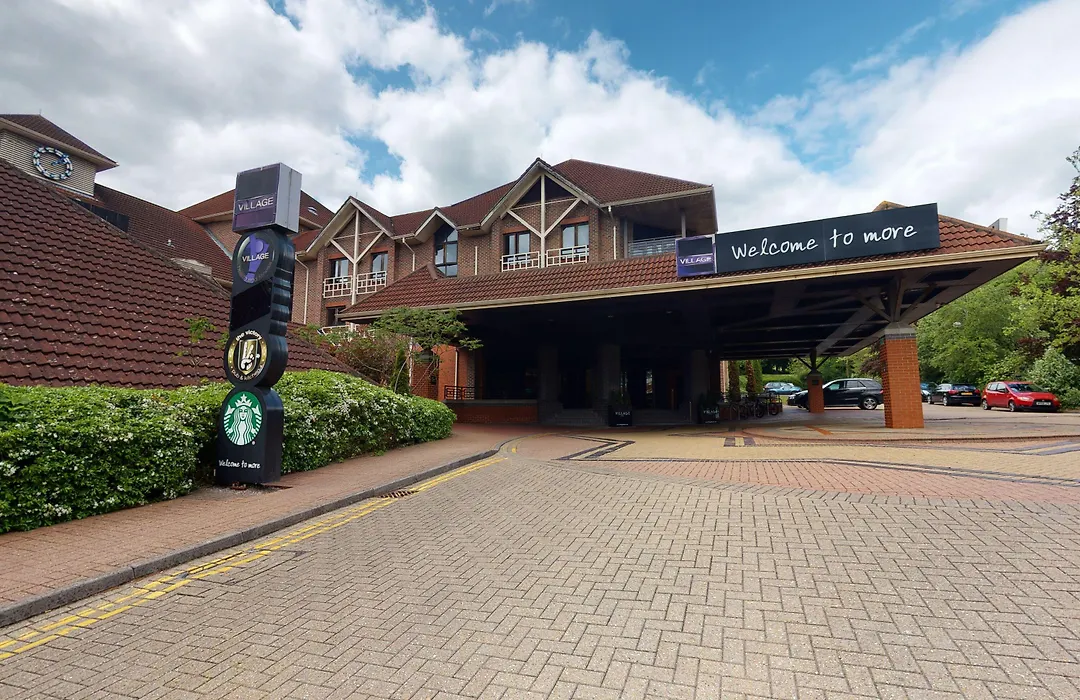 Village Hotel Swindon-1