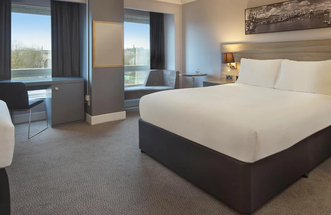 Doubletree By Hilton Bristol City Centre-1