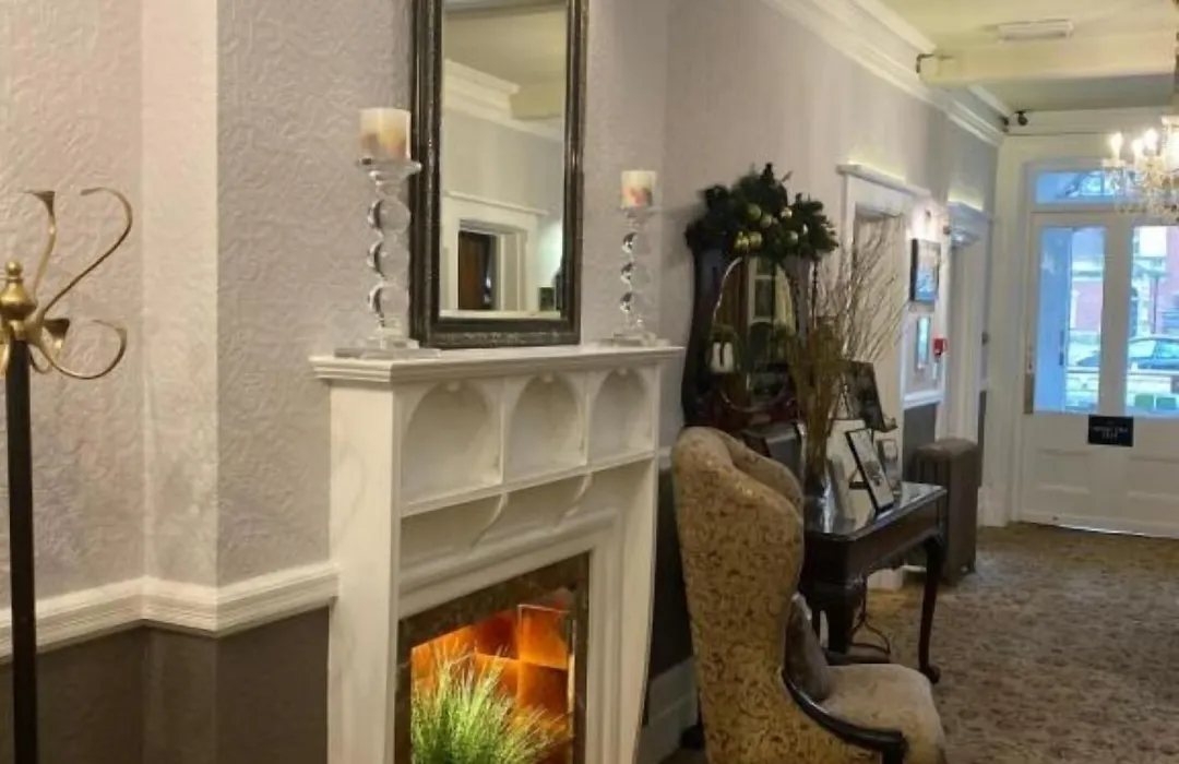 Langtry Manor Hotel-1