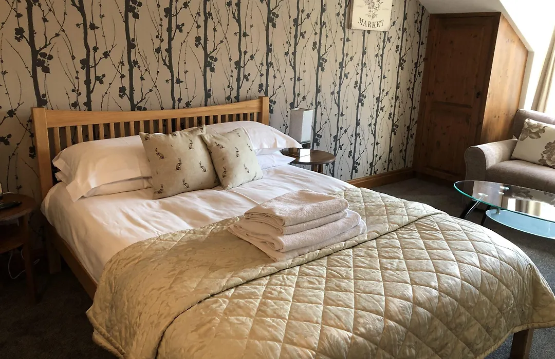 The Crooked Inn-1