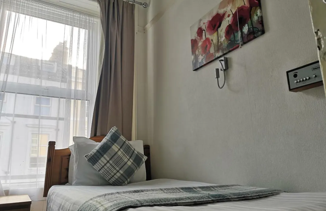 The Kynance House On Plymouth Hoe ,26 Ensuite Rooms-1
