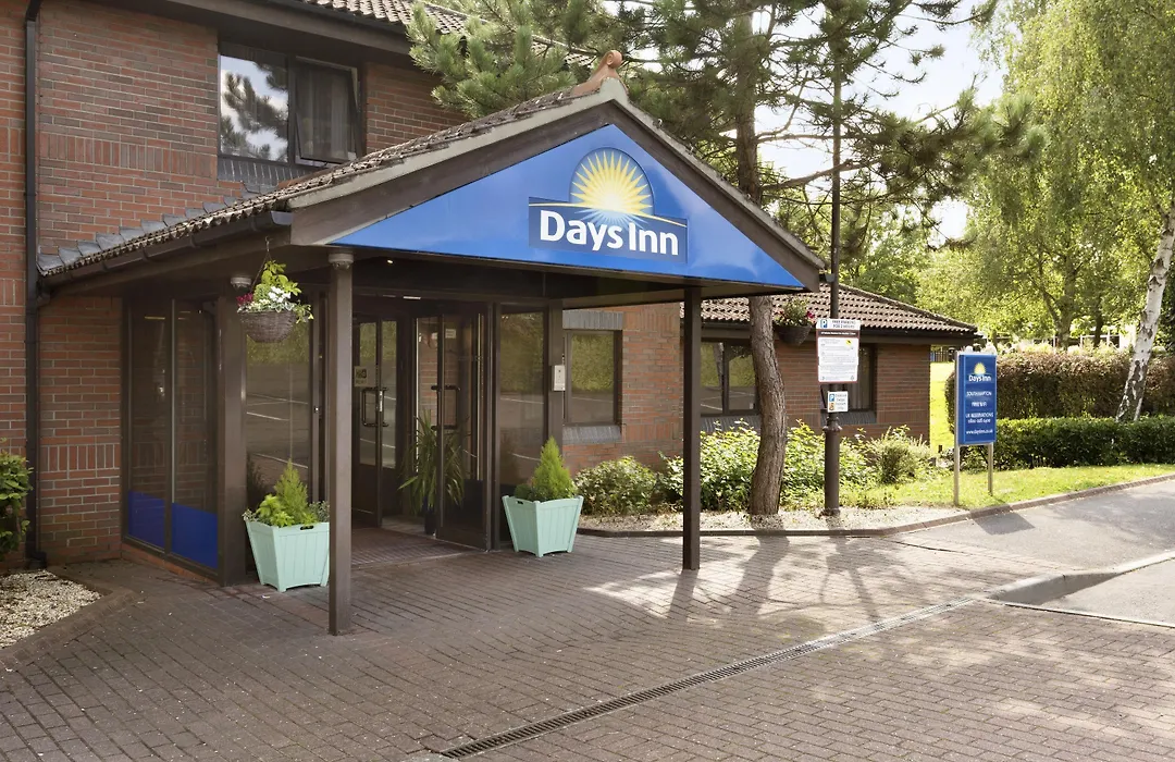 Days Inn Southampton Rownhams-1