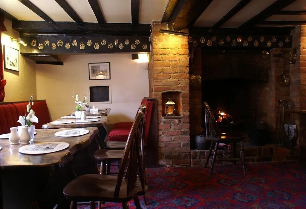 The Saracens Head-1