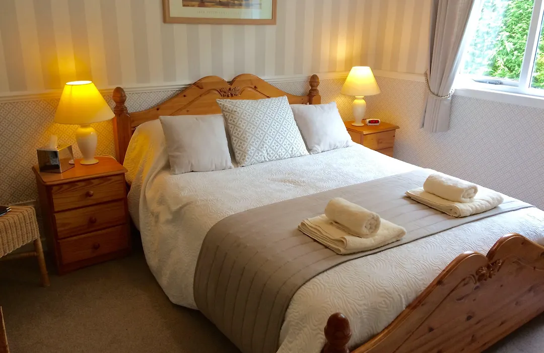 Coire Glas Guest House-1