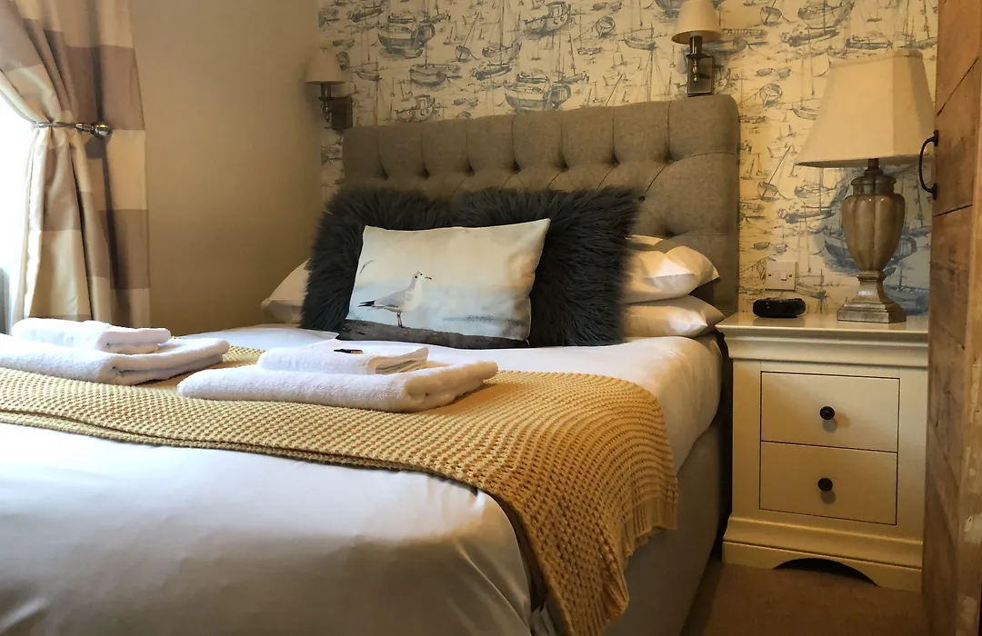 Amadeus Guest House-1
