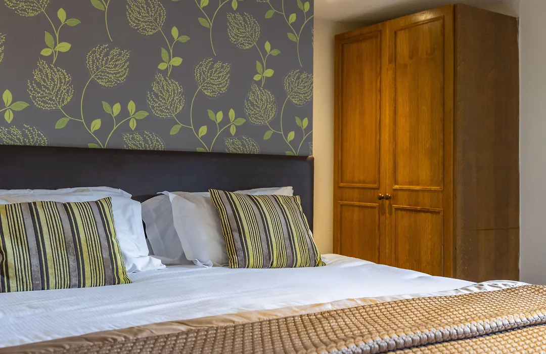 The Stratford Park Hotel & Golf Club-1
