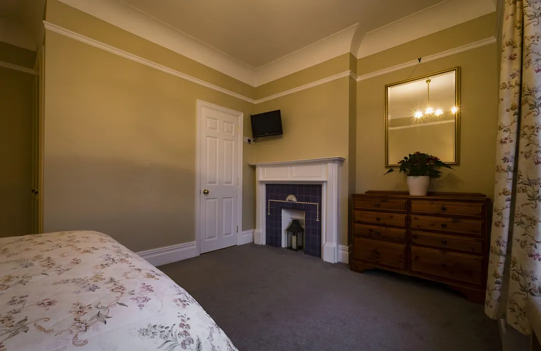 Sandfield Guest House-1