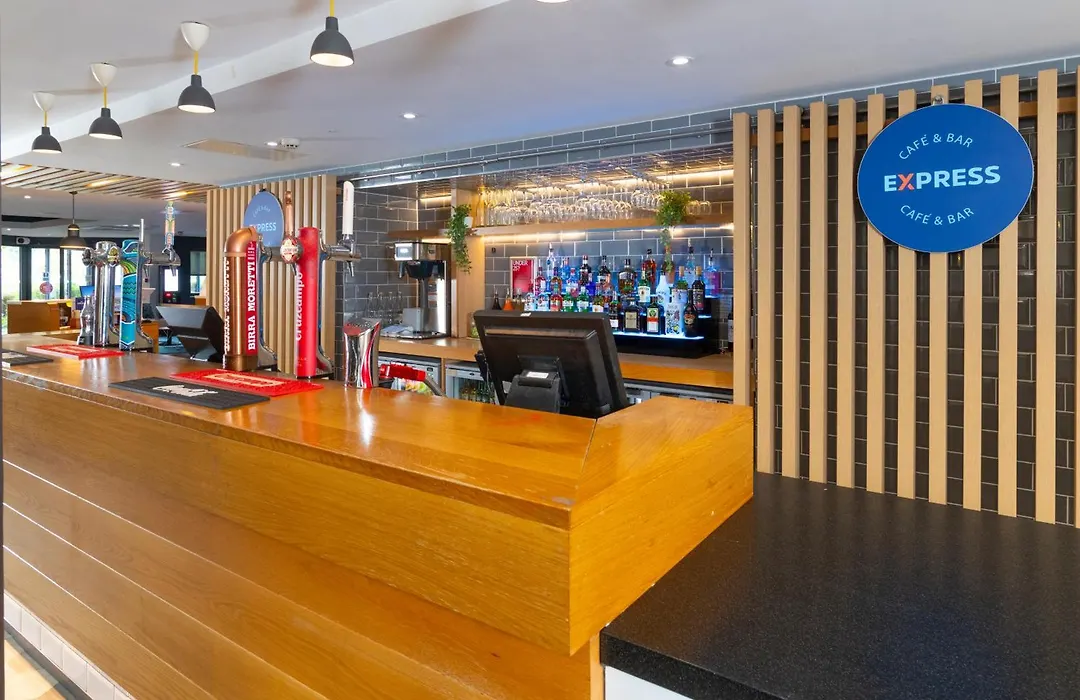 Holiday Inn Express Birmingham Airport Nec By Ihg-1