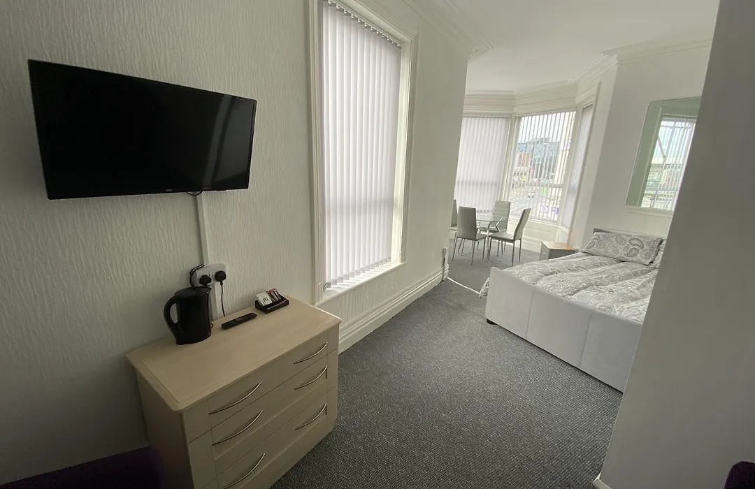 The Honley Hotel-1