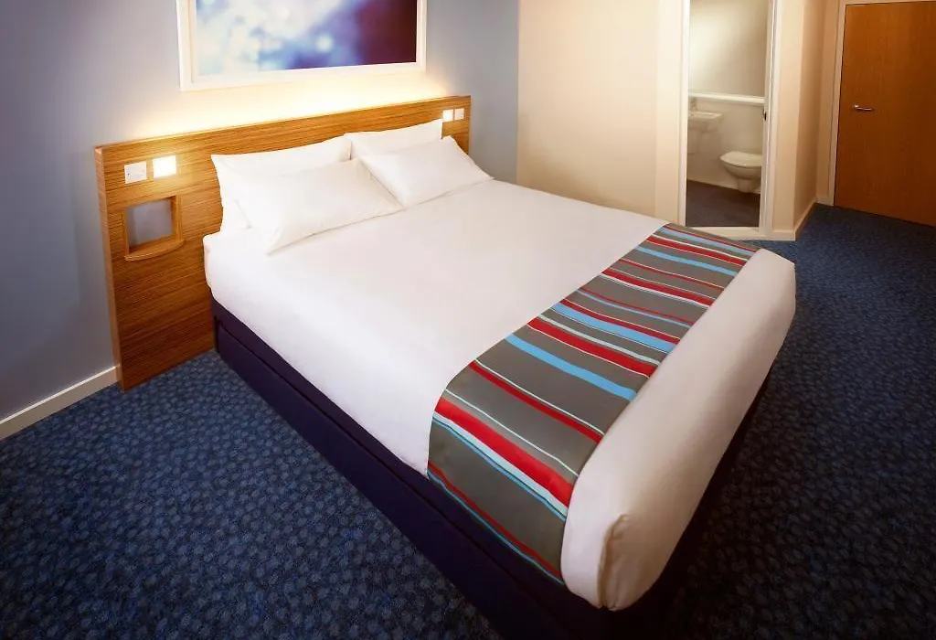 Travelodge Manchester Upper Brooks Street-1