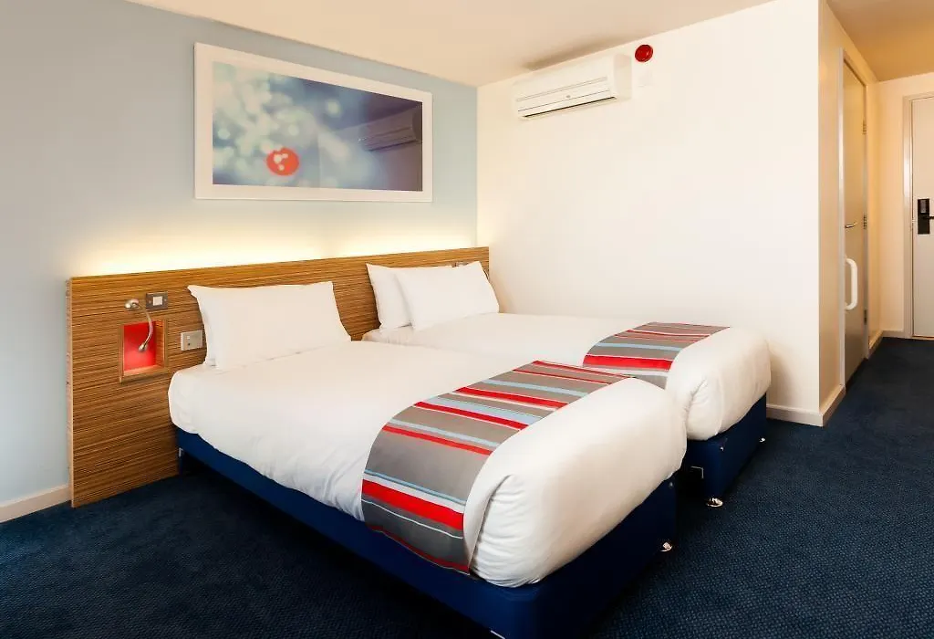 Travelodge Manchester Upper Brooks Street-1