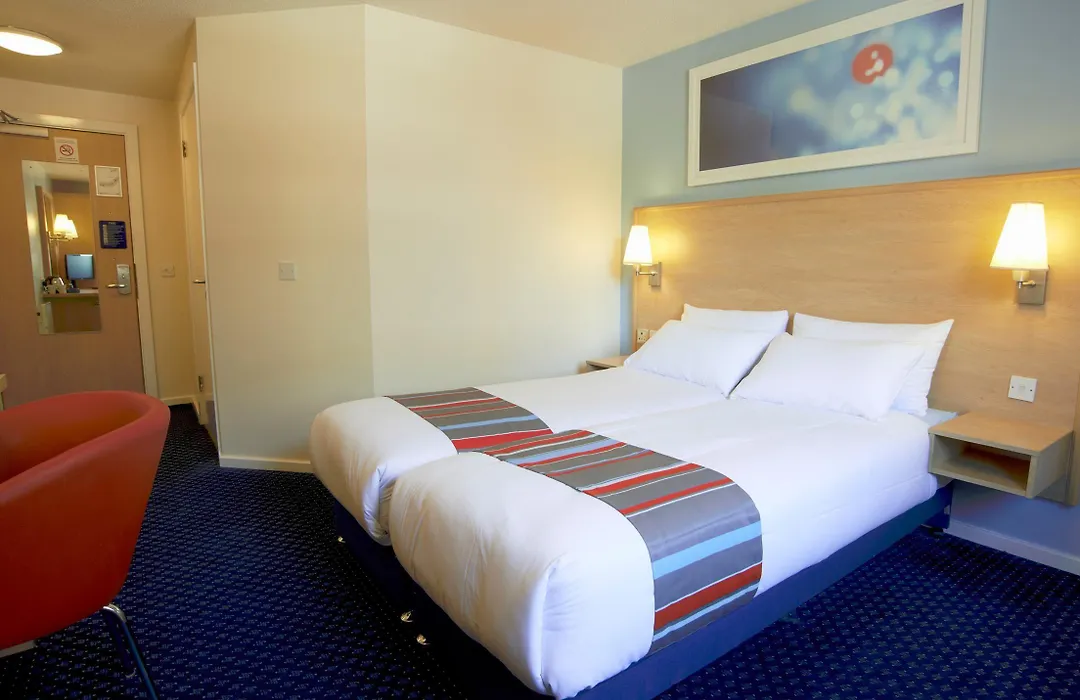 Travelodge Aberdeen Central-1