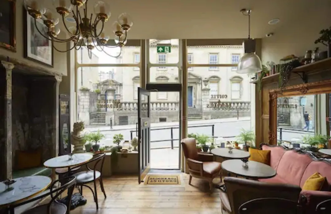 Broad Street Townhouse-1