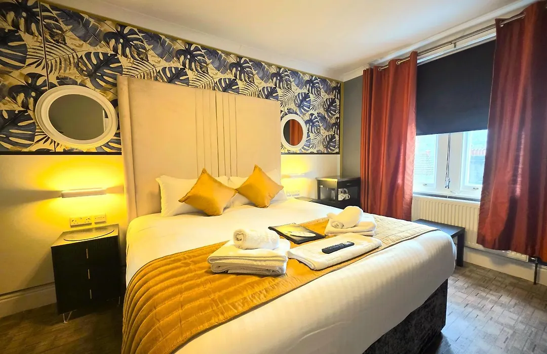 Yardley Manor Hotel-1