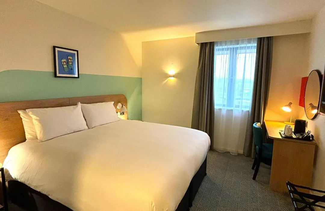 Garner Hotel Lincoln By Ihg-1