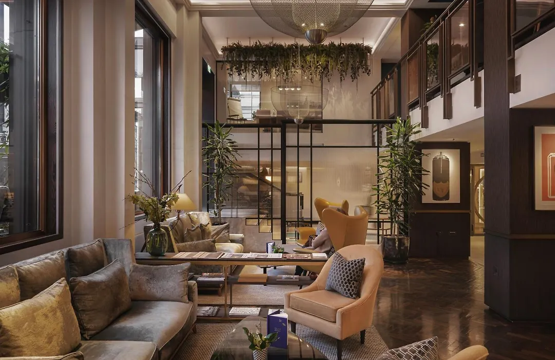 The Athenaeum Hotel & Residences-1