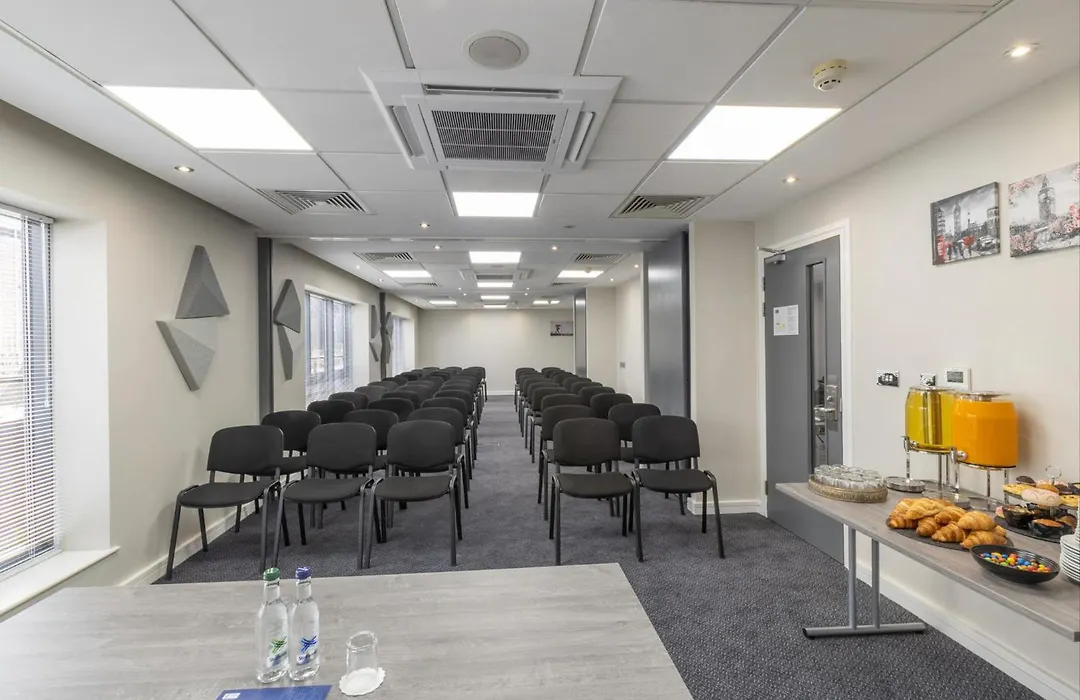 Holiday Inn Express London Croydon By Ihg-1