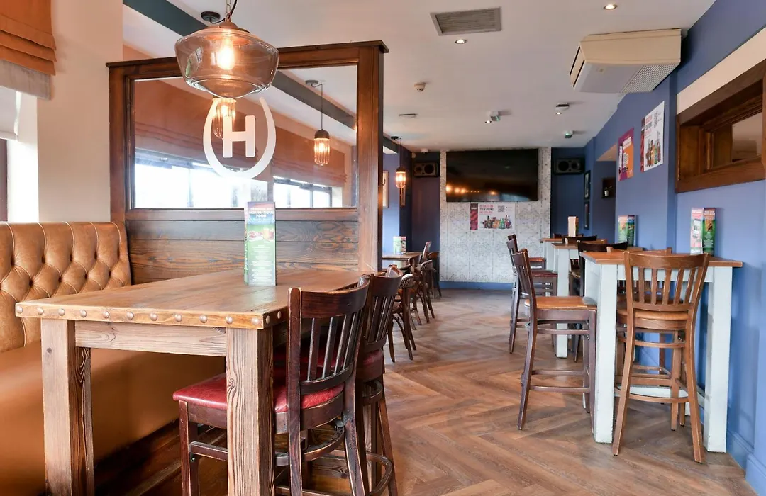 The Broughton Hotel By Greene King Inns-1