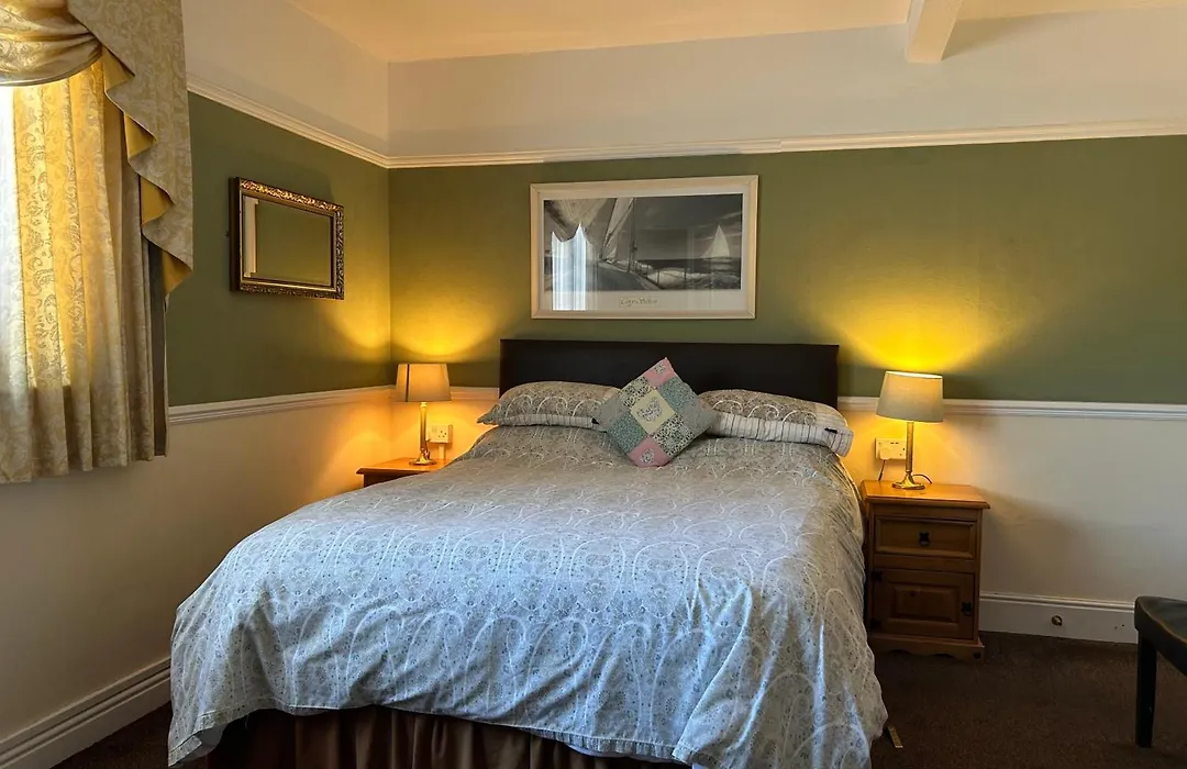 White Lodge Guest House-1
