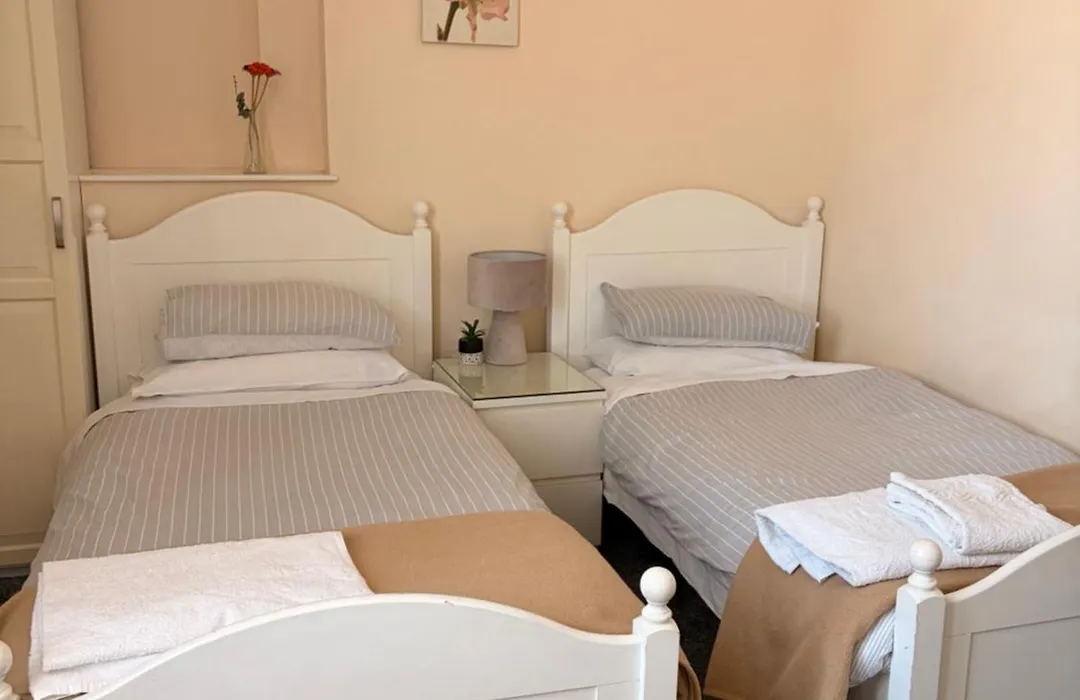 The Avenue Guesthouse-1