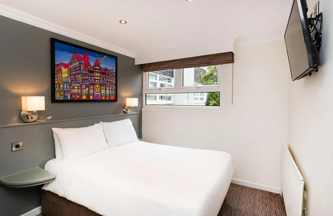 Mercure Chester Abbots Well Hotel-1