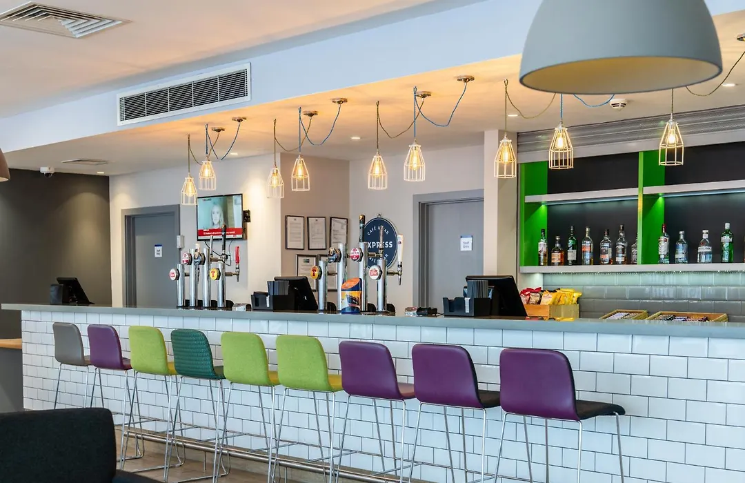 Holiday Inn Express Aberdeen Airport By Ihg-1