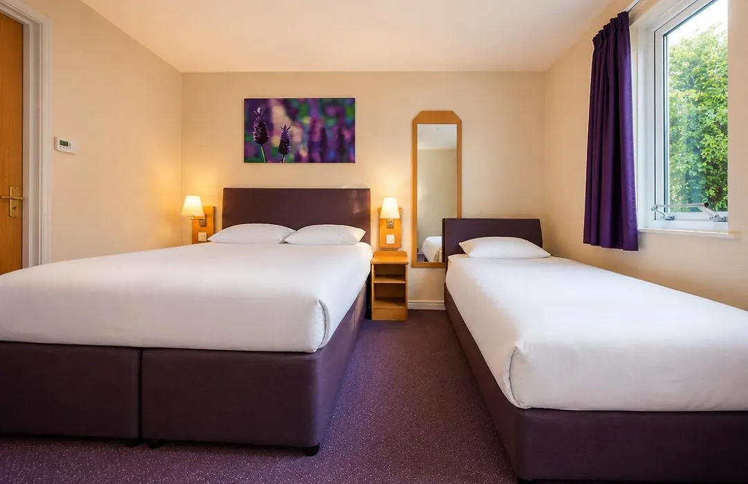Stables Inn, Aintree-1