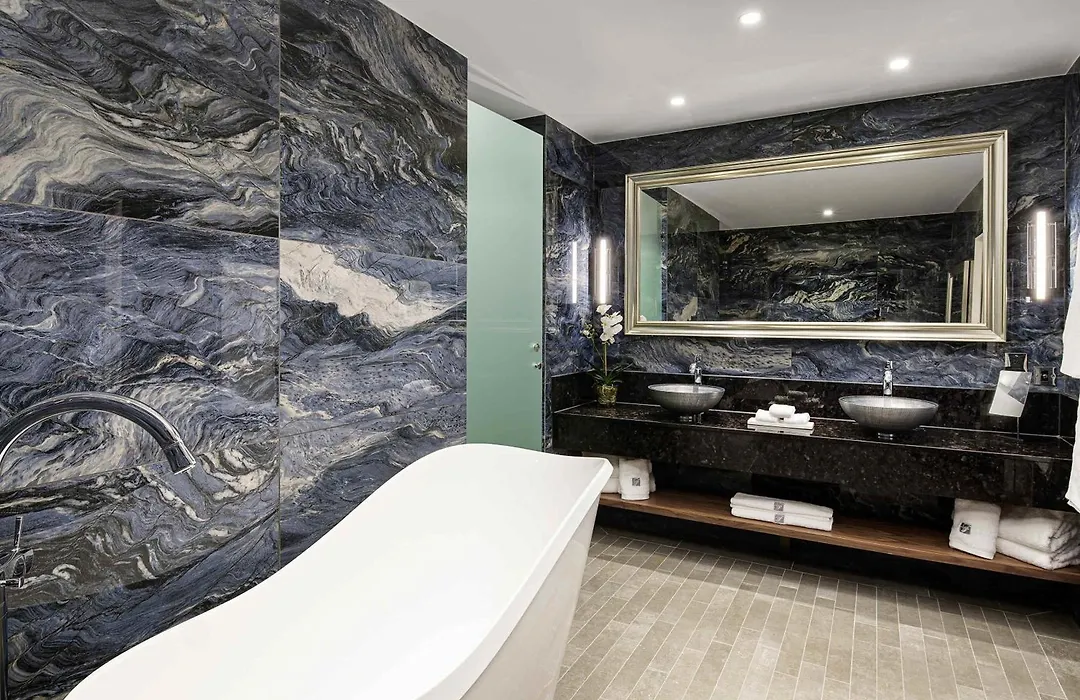 Fairmont Windsor Park-1