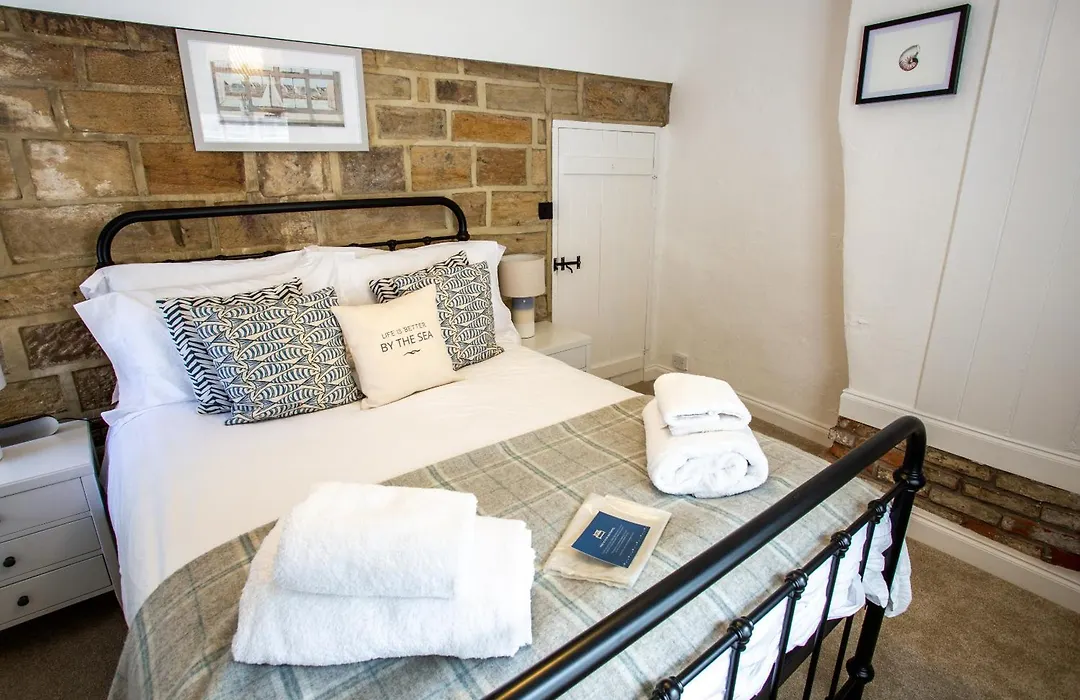 Whitby Boutique - Mast Cottage-1