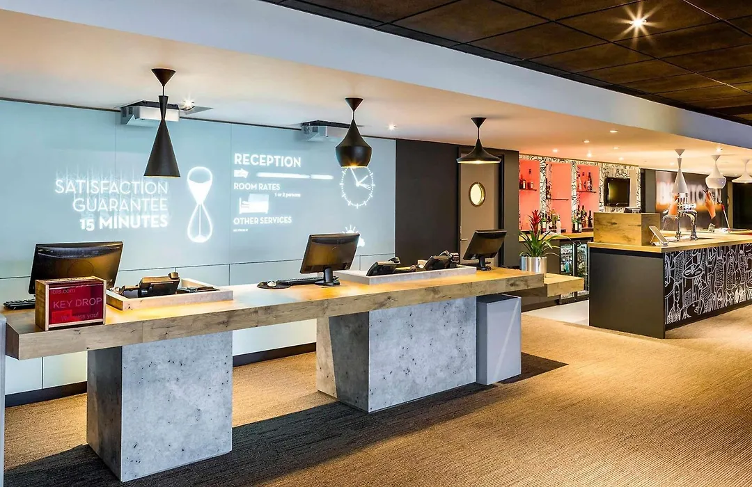 Ibis Leeds Centre Marlborough Street-1