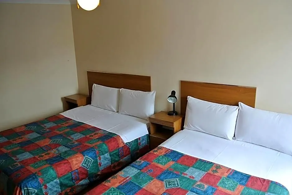 Carlton Hotel-1