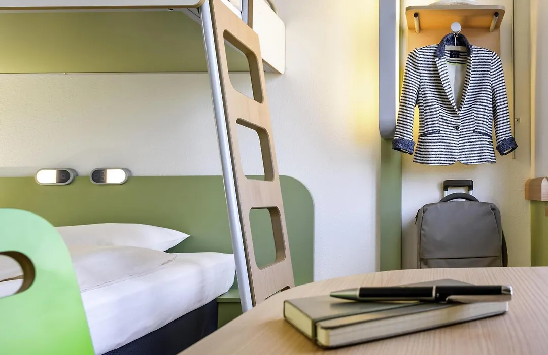 Ibis Budget Portsmouth-1