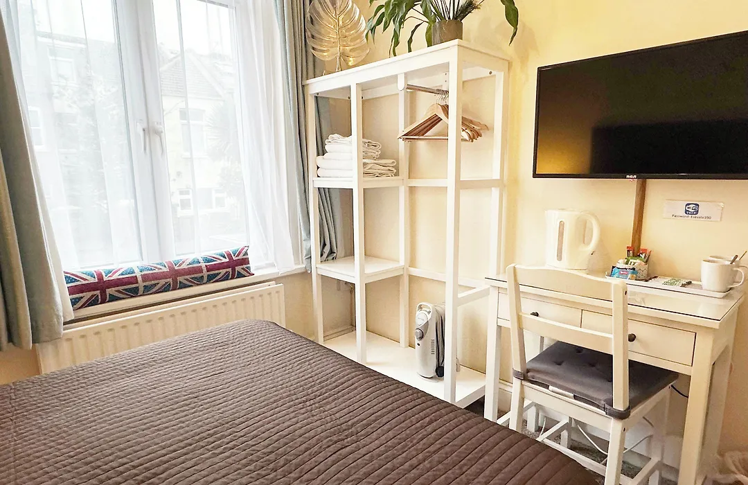 Esk Vale Guest House-1