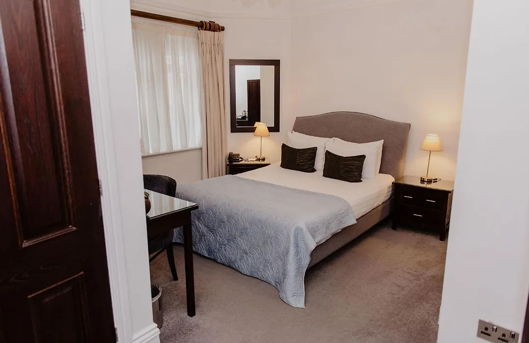 Woodlands Hotel-1