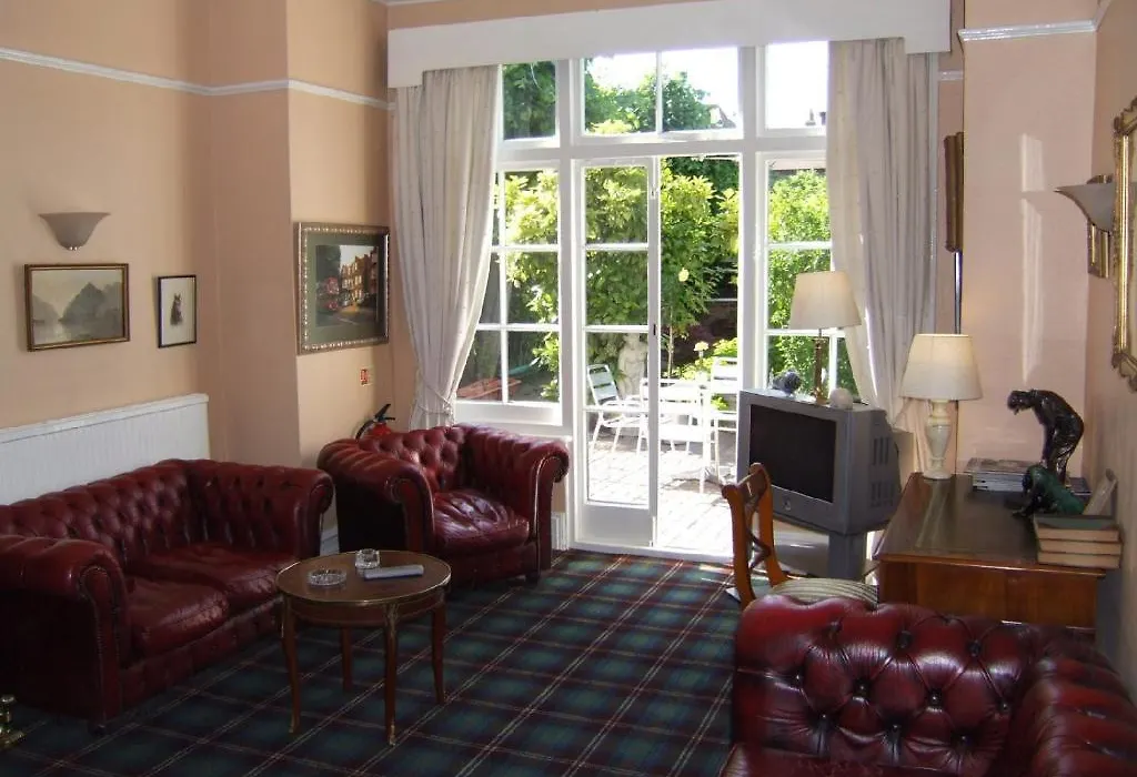 Brook Hotel-1