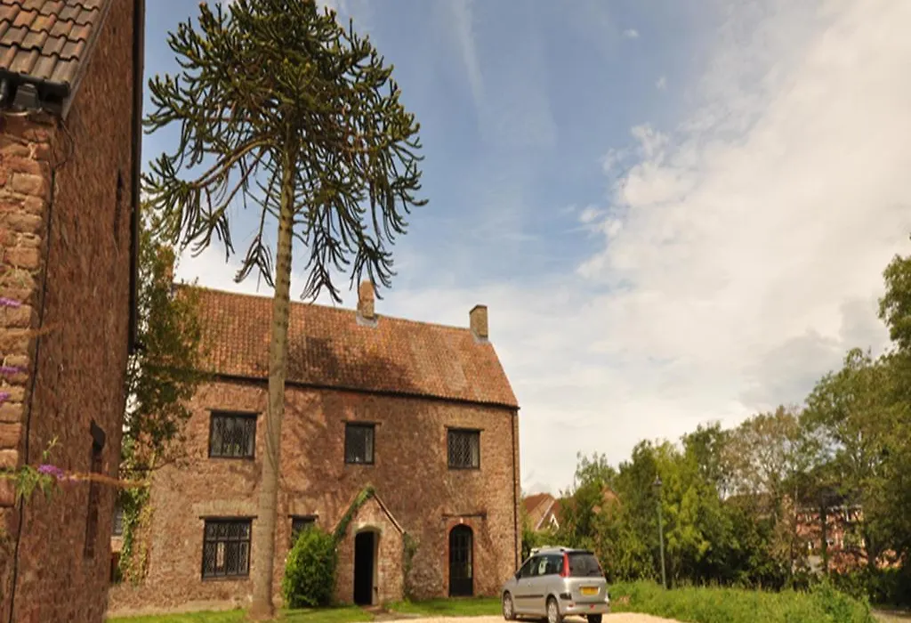 Langley Inn-1