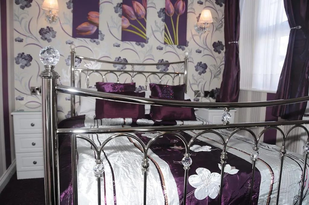 The Edenfield Guest House-1