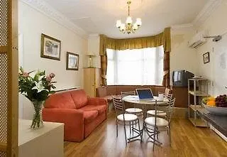 Rainbows Lodge Hotel And Serviced Apartments-1