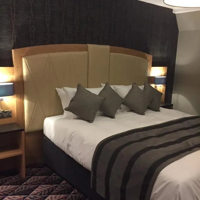The Bell Hotel Aylesbury-1