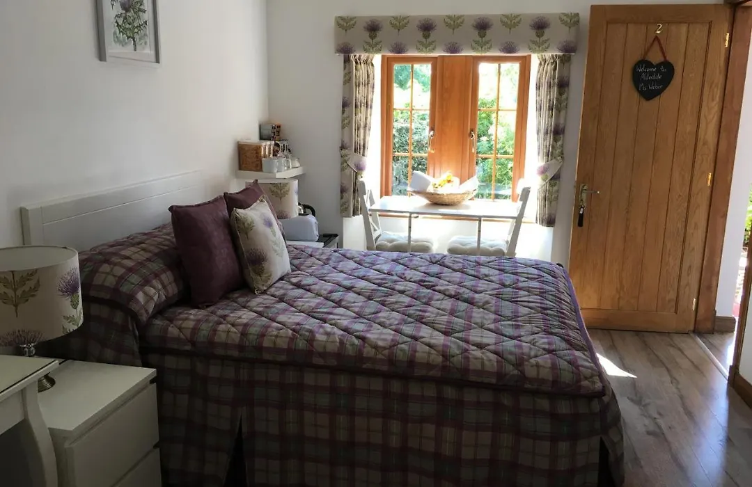 Alderdale B&B-1