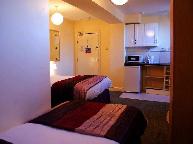 City Express Aparthotel-1