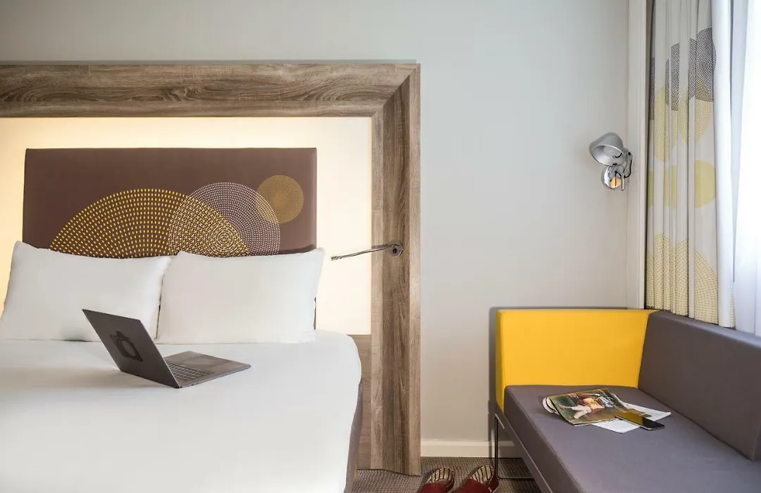 Novotel Stevenage-1