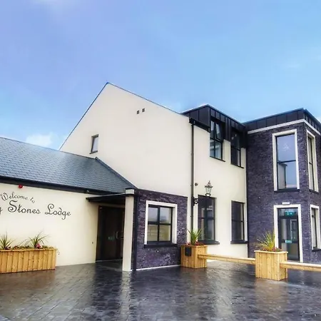 Standing Stones Lodge-3