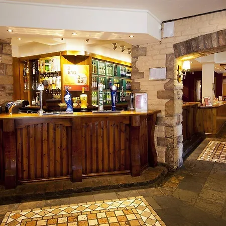 Premier Inn Burnley-2