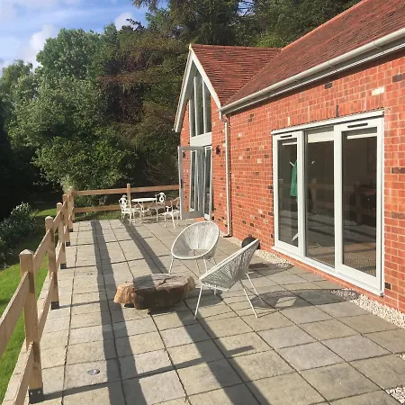 Cheltenham View Lodge-3