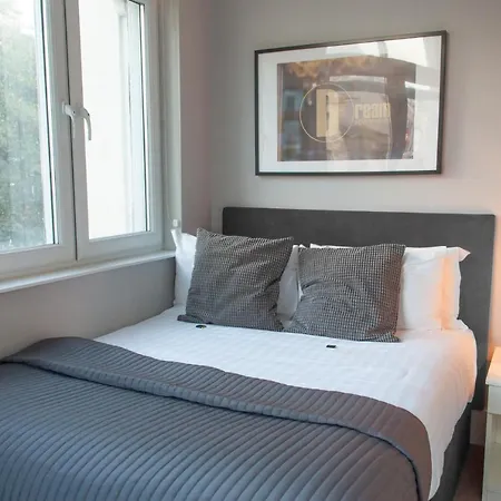 Dream Apartments City Center Newcastle-2
